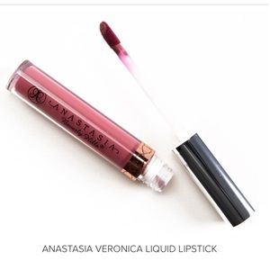 ❌❌SOLD❌❌ANASTASIA BEVERLY HILLS